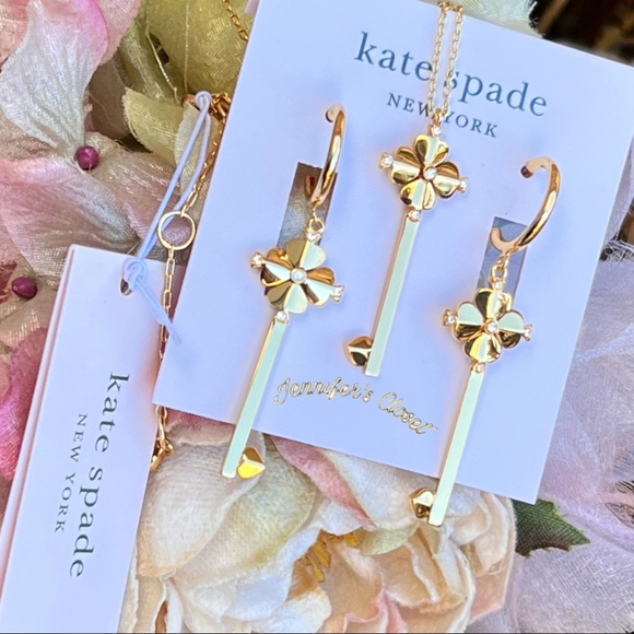 New Kate Spade  Earrings / Flower Key Drop Earrings - Picture 7 of 7